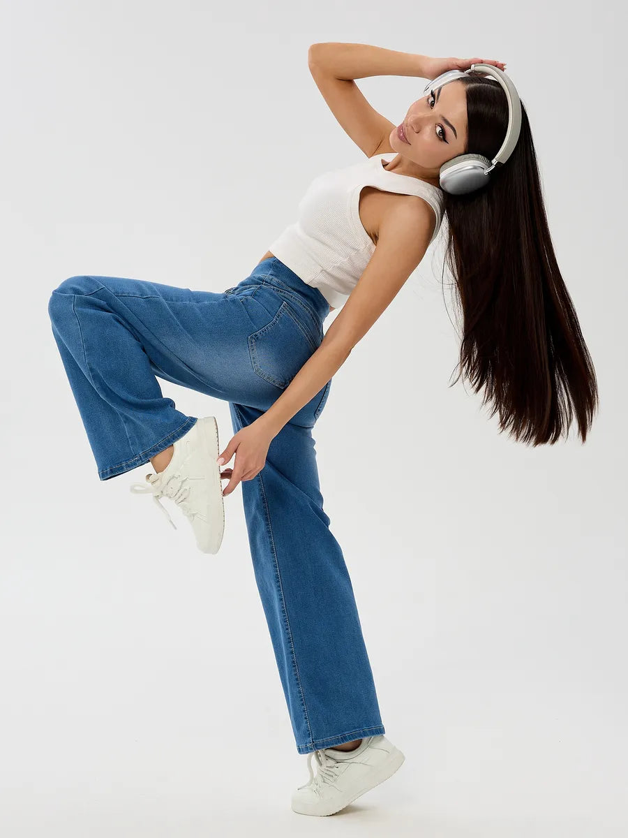 Blue Wide-Leg Straight Jeans with Elastic Waist