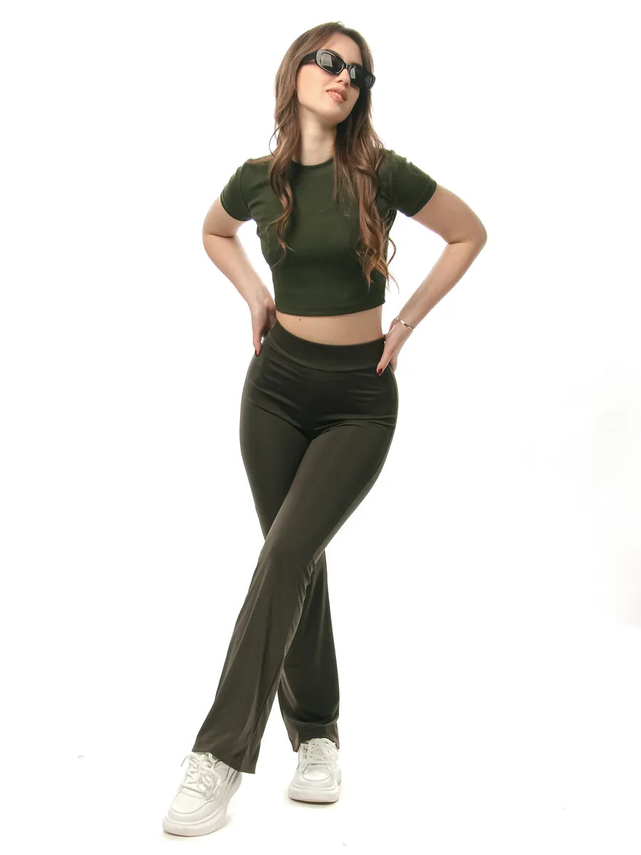 High-Waist Khaki Flared Leggings – Stretchy Slim-Fit Comfort Pants
