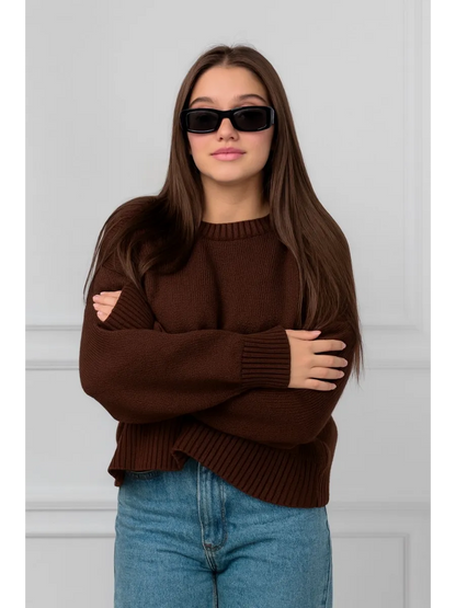Chocolate Oversized Short Sweater – Casual Chic & Softness