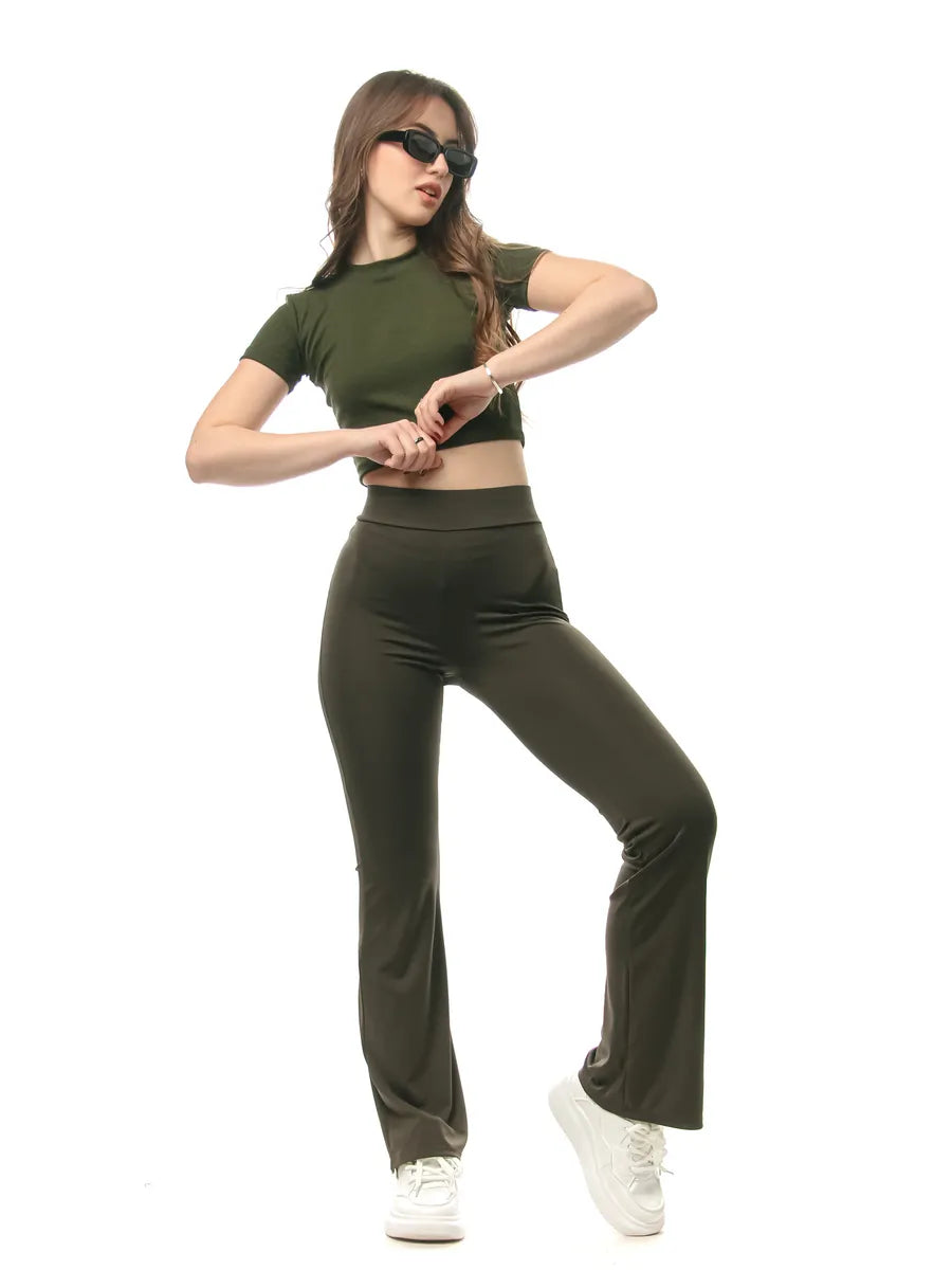 High-Waist Khaki Flared Leggings – Stretchy Slim-Fit Comfort Pants