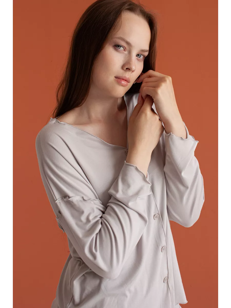 Soft Home Loungewear Pajama Set for Women – Cozy Top and Pants