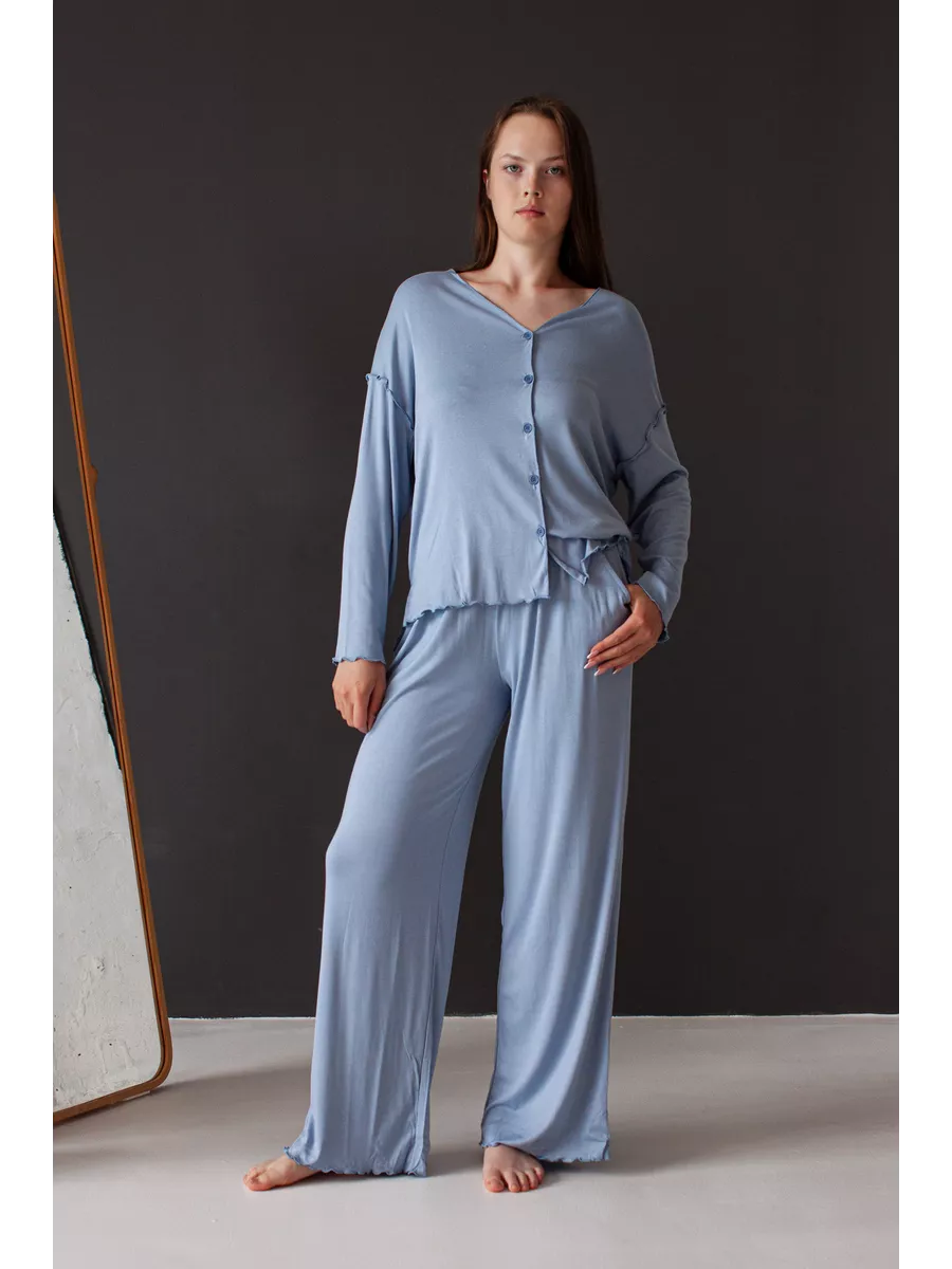 Soft Home Loungewear Pajama Set for Women – Cozy Top and Pants