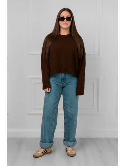 Chocolate Oversized Short Sweater – Casual Chic & Softness