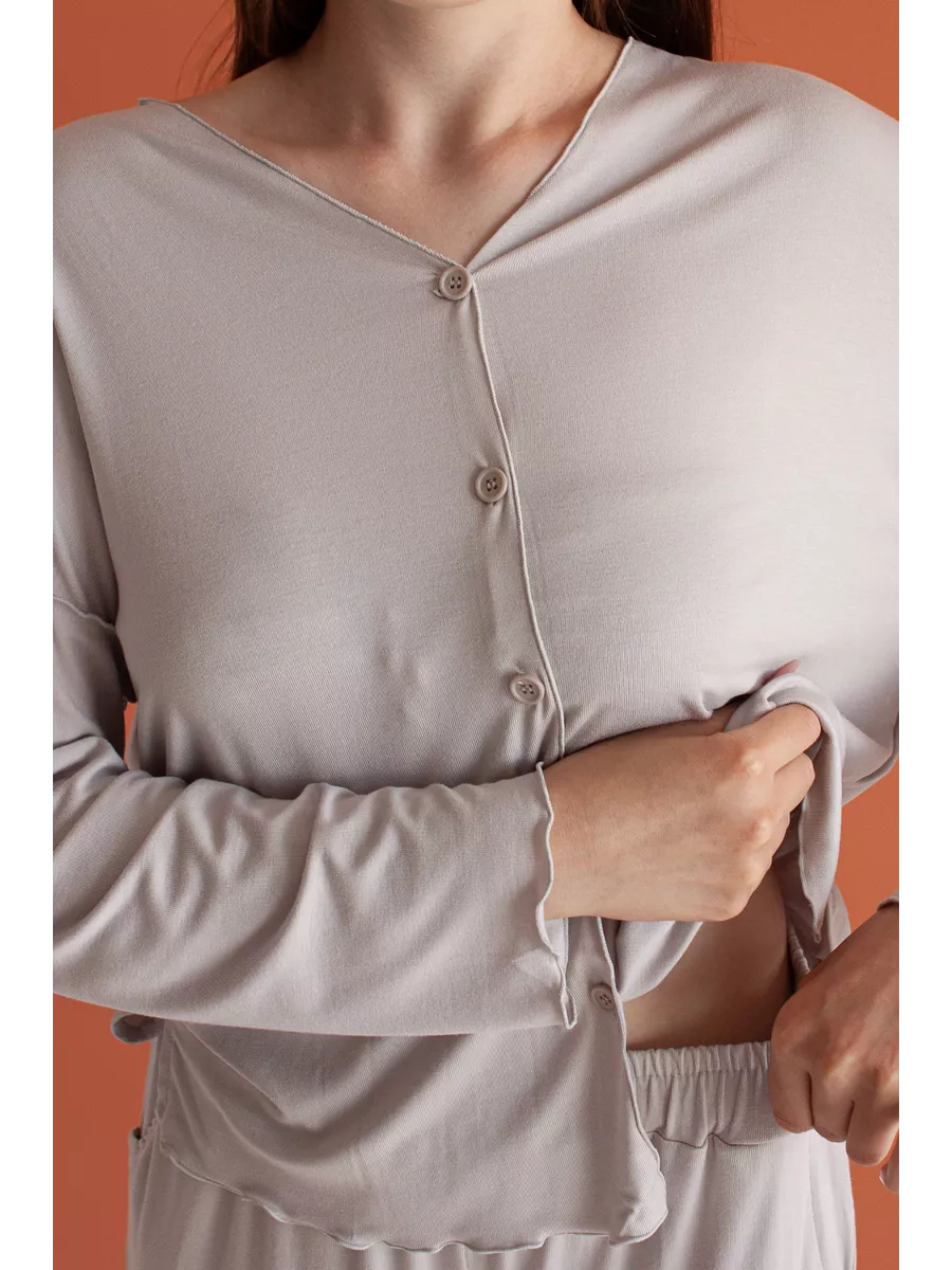 Soft Home Loungewear Pajama Set for Women – Cozy Top and Pants